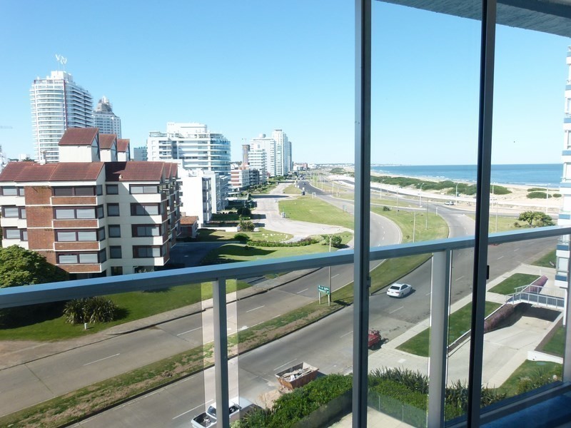 Departamento en alquiler en Playa Brava